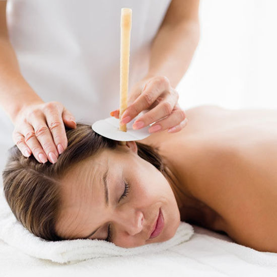 Bild von Ohrenkerzentherapie